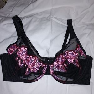 Black Bra Cacique Size: 38C Pink & Purple